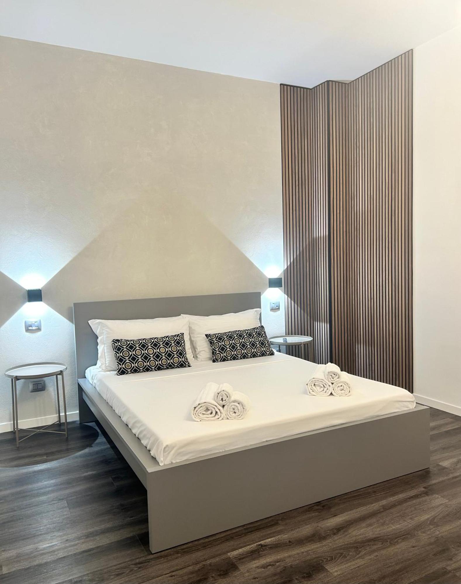 Tezone Seven Apartments 维罗纳 外观 照片