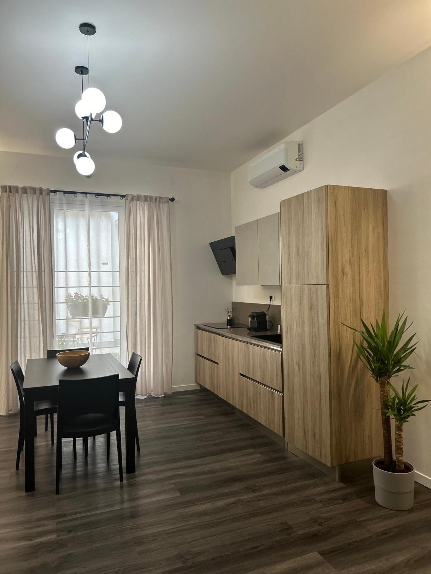 Tezone Seven Apartments 维罗纳 外观 照片