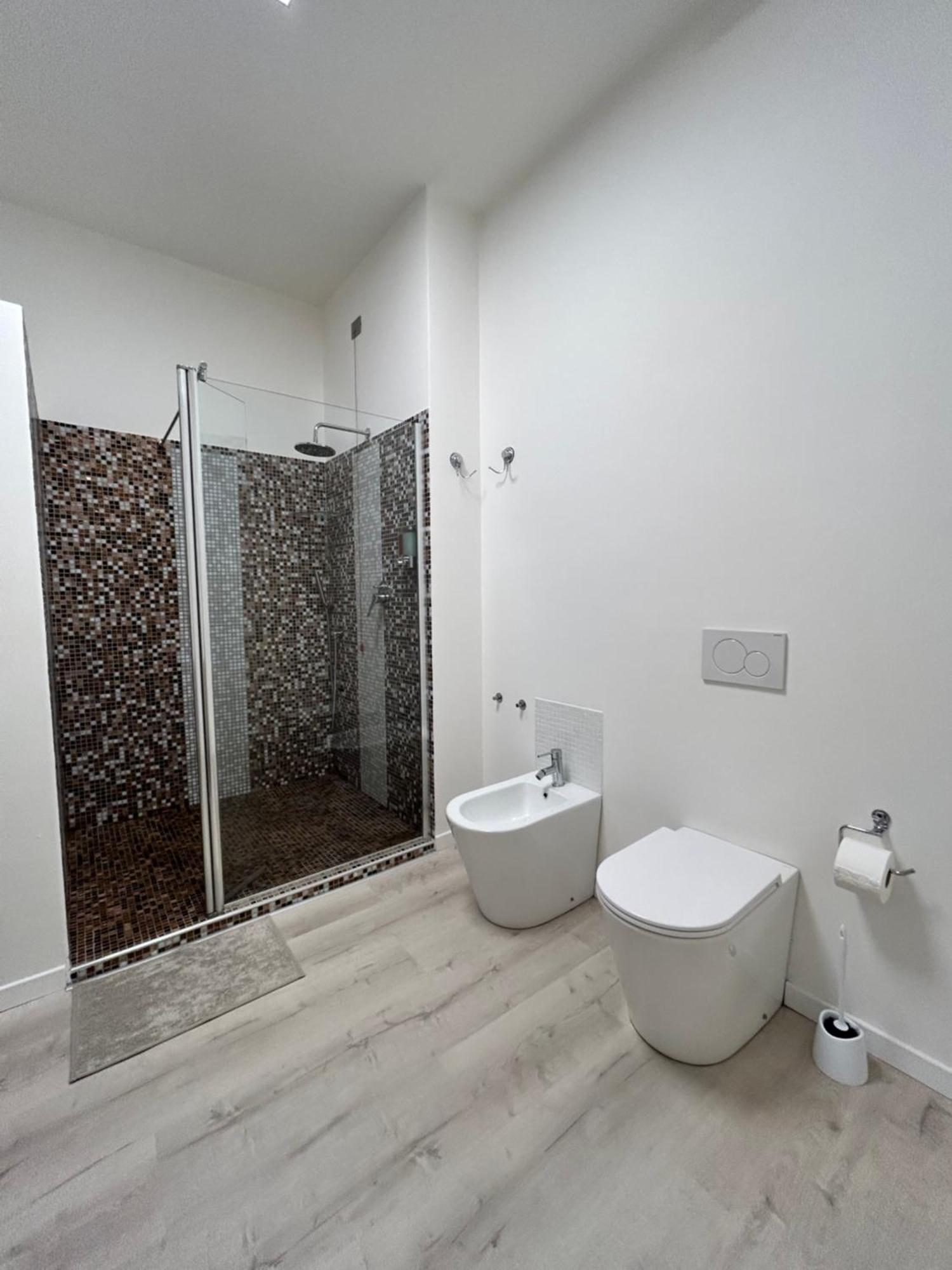 Tezone Seven Apartments 维罗纳 外观 照片